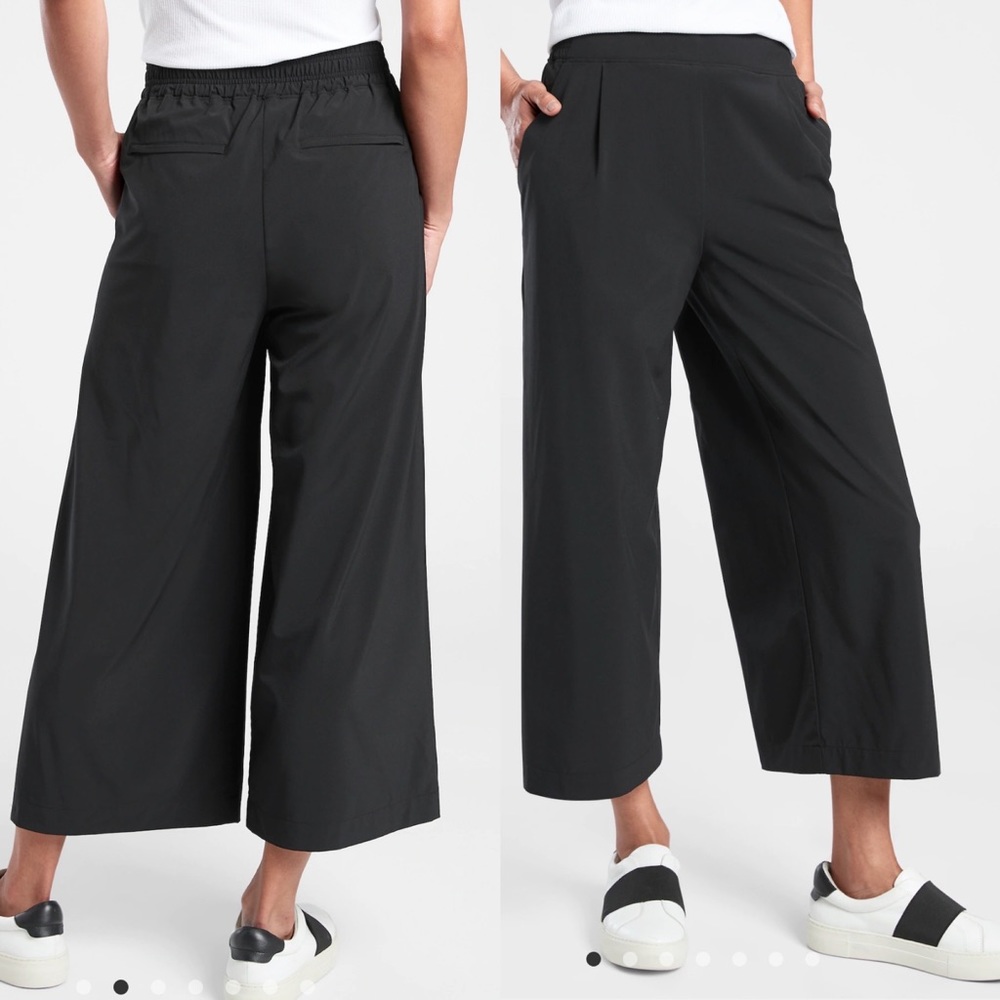 Athleta Brooklyn Wide Leg Black Crop Pants size 26 EUC